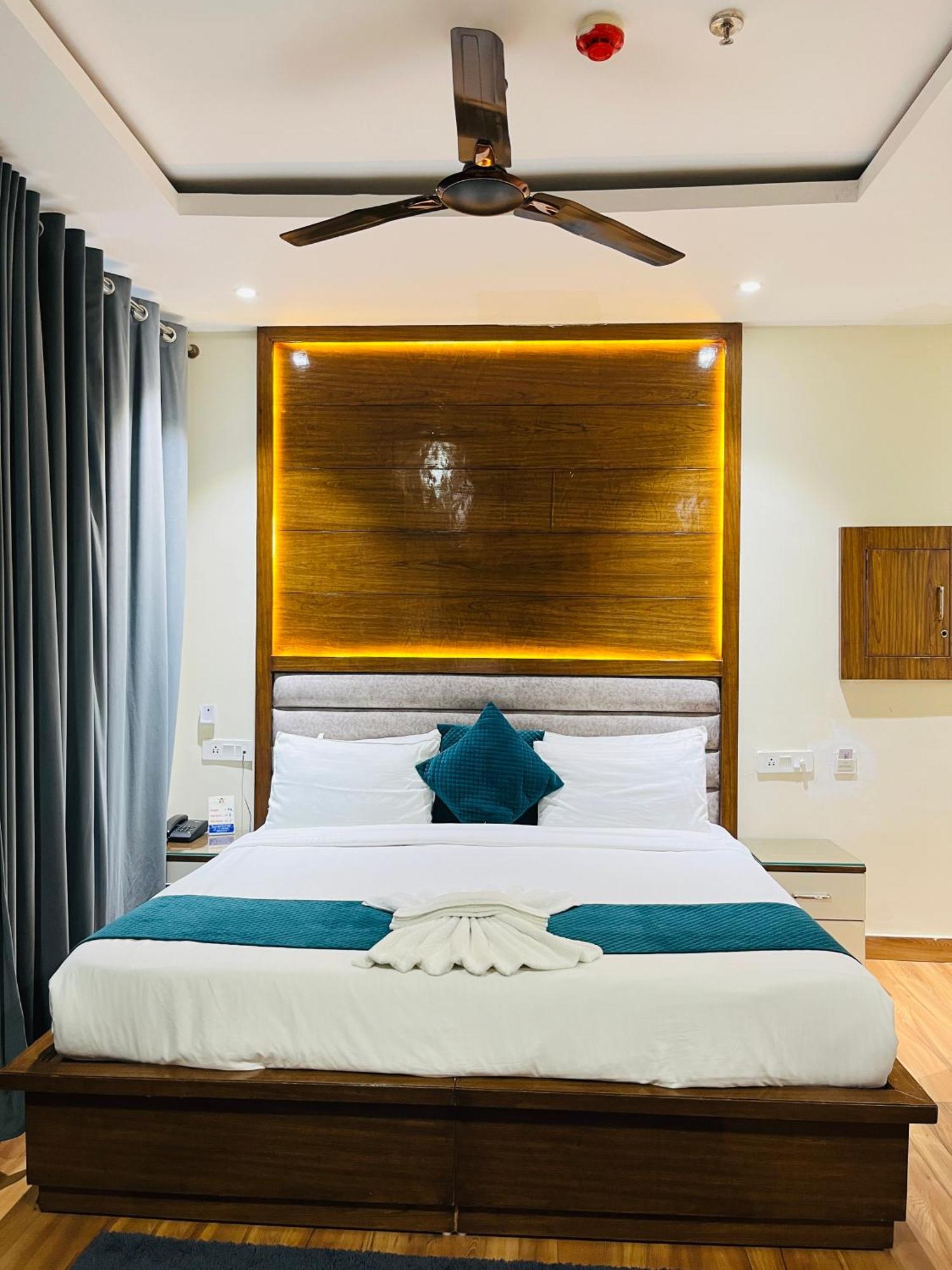 Affluence Hotel Kharar Εξωτερικό φωτογραφία